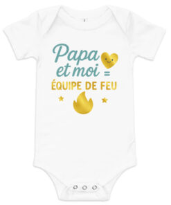 Body bébé blanc à manches courtes avec inscription « Papa et moi = Équipe de feu » motif cœur et flamme dorés cadeau original pour papa et bébé